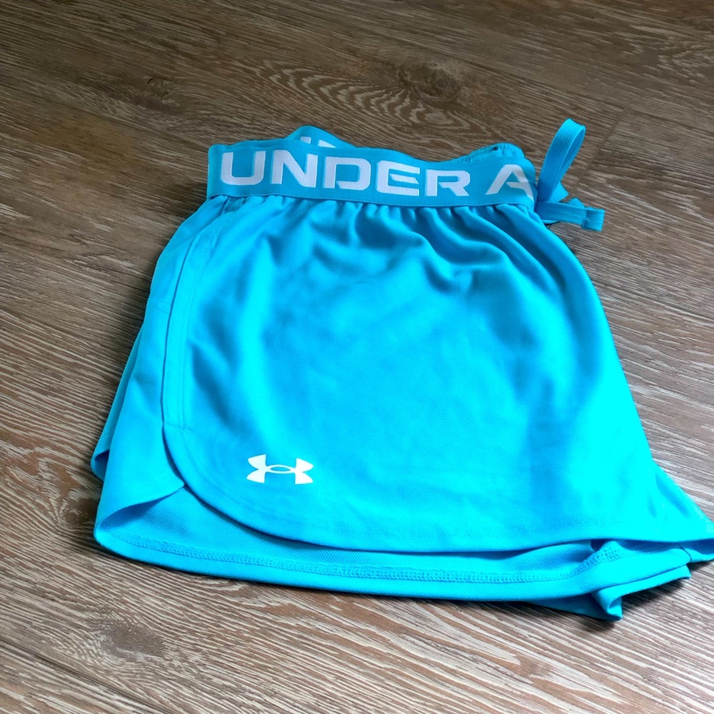 Girls Under Armor Play Up Solid Shorts - Light Blue